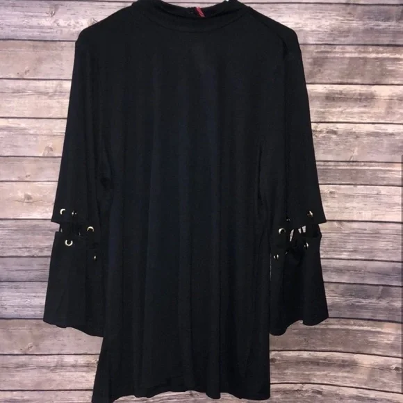 Love Scarlett plus size sweater top bell sleeves - Picture 3 of 6